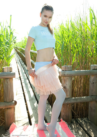 Getting nude in the reeds